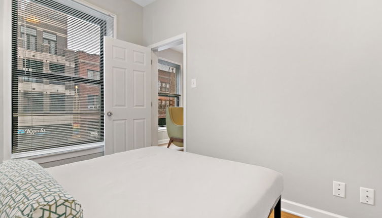 Photo 1 - 2BR Furnished Apartment in Boystown