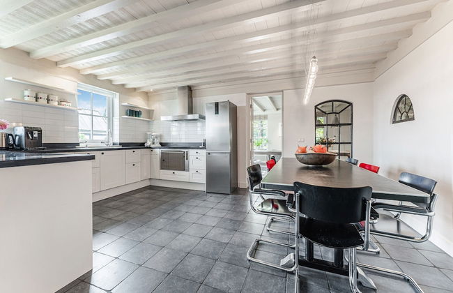 Spacious Holiday Home De Pauwenhof - Foto 18