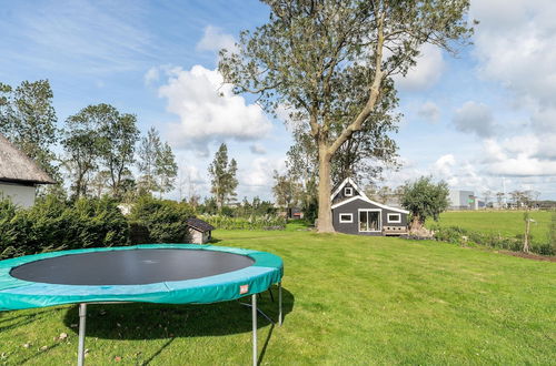 Photo 28 - Spacious and Sustainable Farmhouse in Heiloo With Large Garden