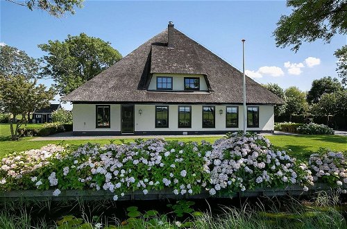 Photo 57 - Spacious and Sustainable Farmhouse in Heiloo With Large Garden