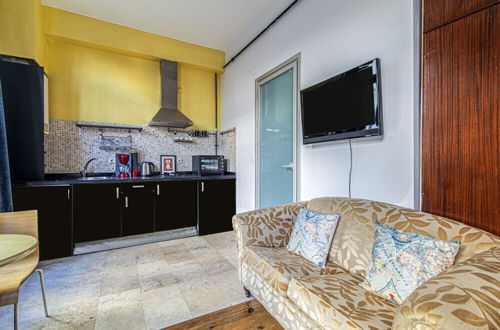 Photo 5 - Vibrant Flat With Excellent Location in Beyoglu