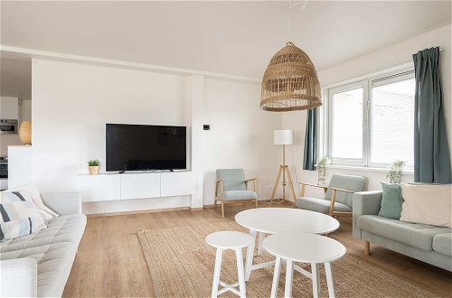 Photo 23 - Luxurious 24-person Apartment on Ameland