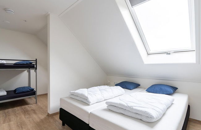 Lovely Apartment on Ameland Near Nes - Photo 46