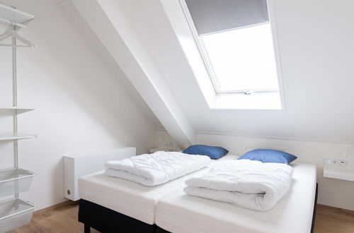 Photo 10 - Luxurious 24-person Apartment on Ameland