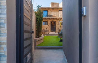 Photo 2 - Comfy Townhouse Heraklion