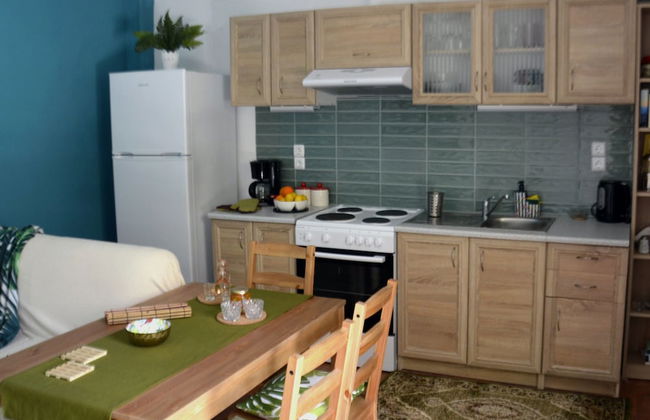 Chrismma 1-bed Apt With Private Yard & Parking - Foto 6