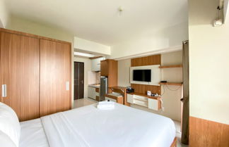 Foto 3 - Full Furnished With Simply Look Studio Room Mont Blanc Bekasi Apartment