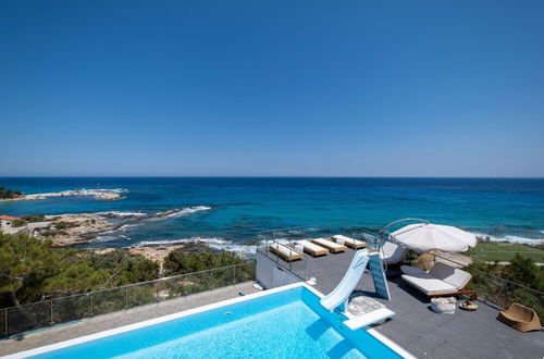 Foto 47 - Icarus Luxury Beachfront Villa