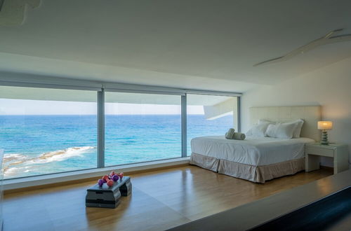 Foto 55 - Icarus Luxury Beachfront Villa