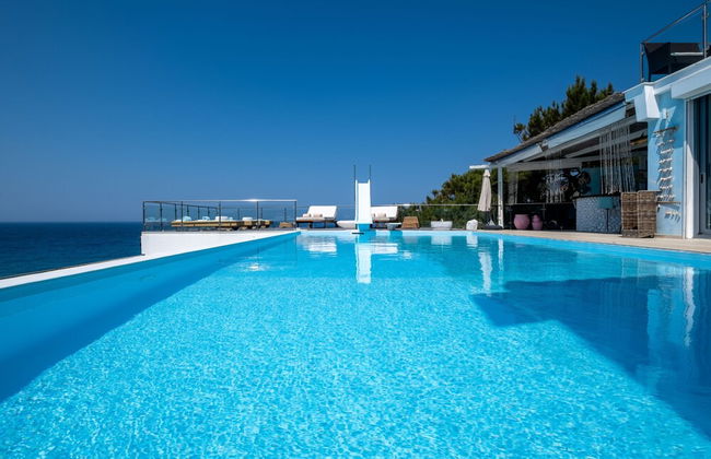 Icarus Luxury Beachfront Villa - Foto 45