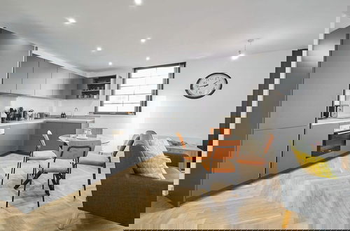 Foto 9 - Host Stay Lockside House