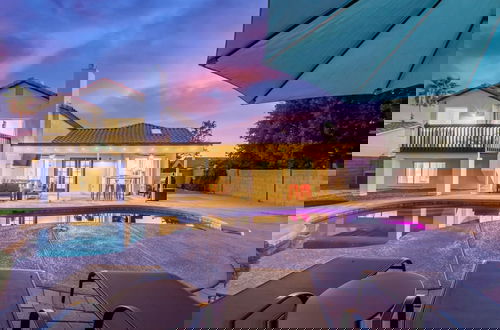 Photo 33 - Modern Mesa Oasis Free Heated Pool Al-fresco Living