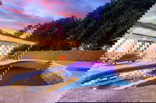 Photo 43 - Modern Mesa Oasis Free Heated Pool Al-fresco Living