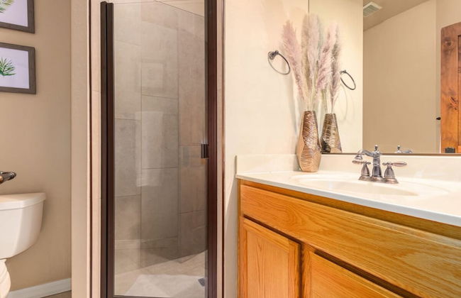 Amberwood Estate w 5 Showers Spa Mtn Views - Foto 30