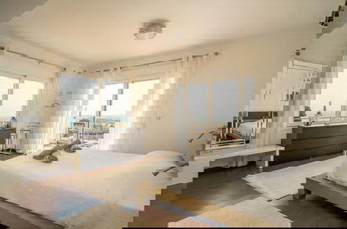 Foto 18 - Spacious 3BR Villa with pool and views