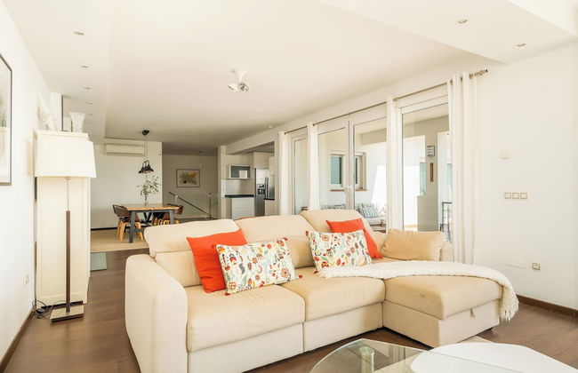 Spacious 3BR Villa with pool and views - Foto 17