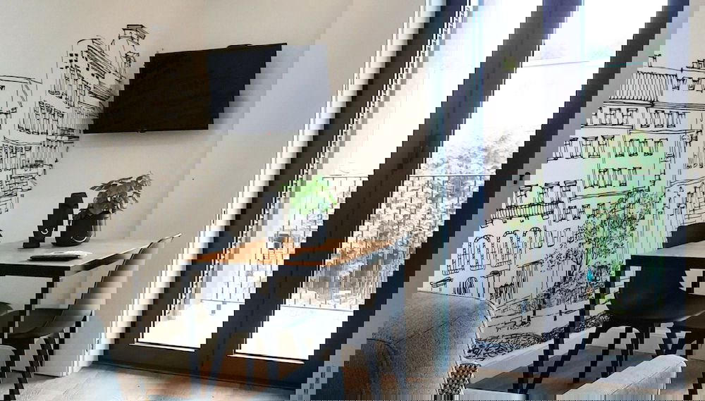 Primary image