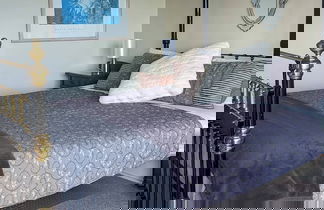 Foto 3 - Fairhaven Beach House With Ocean Views and Tranquil Setting