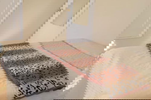 Foto 4 - London Villa Retreat With 3 Bedrooms