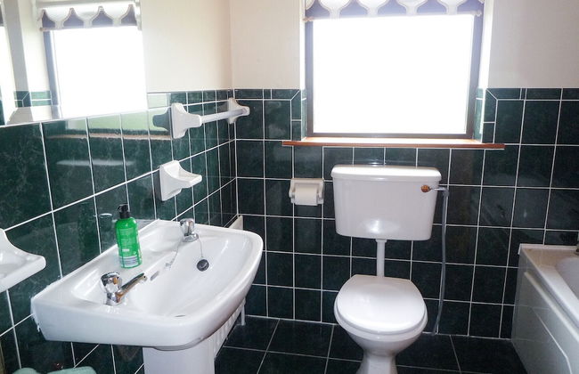 Boherbue Holiday Home - Photo 9