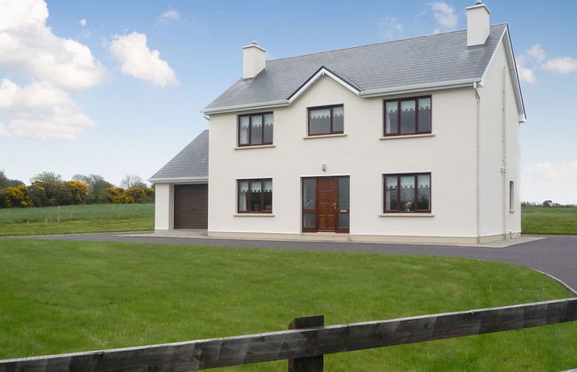 Boherbue Holiday Home - Photo 1