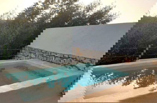 Photo 4 - Paxoi Sunny Serenity - Kirki s Studio With Jacuzzi
