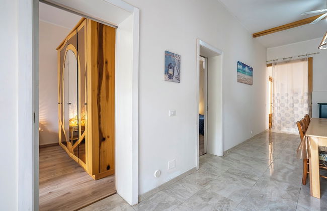 Brezza Apartment Near The Sea - Photo 16