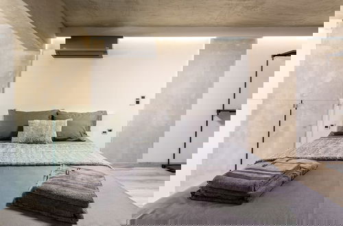 Foto 14 - Ventiri Lofts - Luxury Duplex w Private Garden