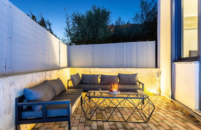 Ventiri Lofts - Luxury Duplex w Private Garden - Foto 2