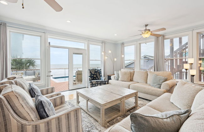 Oceanfront w Pool Panoramic Deck Views 5bdr Folly Ocean Breeze by Avantstay - Foto 3