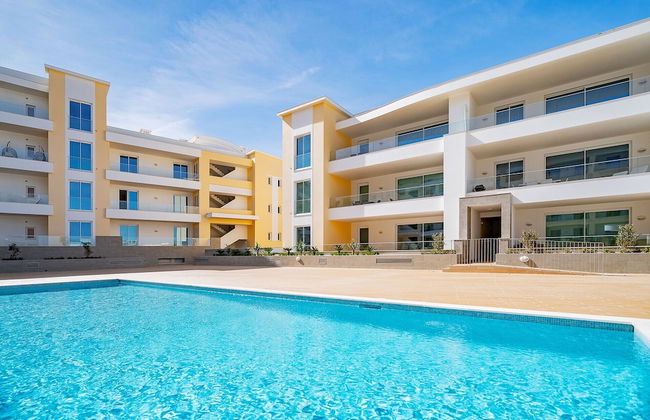 Lagos Marina View 1 With Pool by Homing - Photo 1