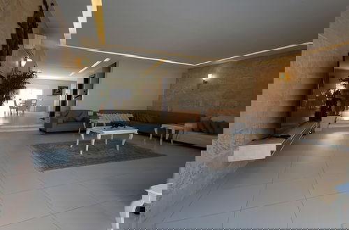 Photo 5 - Durrat Al-Arous Villa in Moon Beach