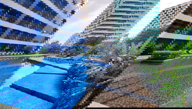 Photo 1 - Air Residences-Modern studio w/ City skyline view