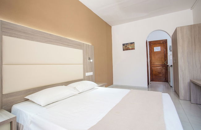 Maroula Studios - Foto 3
