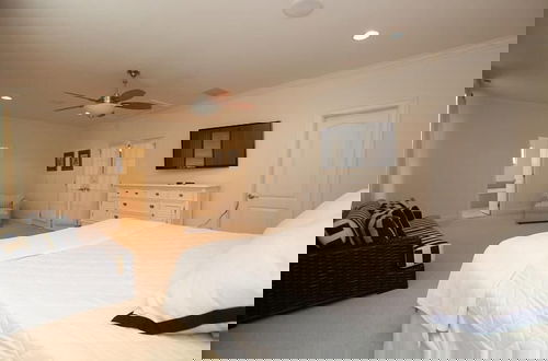 Foto 5 - Clayton Street 9