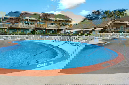 Foto 32 - Sleeps 8 w/ Resort Pools, Tennis, Golf & Beach Access + Attraction Tickets!
