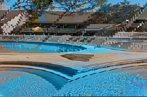 Foto 38 - Sleeps 8 w/ Resort Pools, Tennis, Golf & Beach Access + Attraction Tickets!