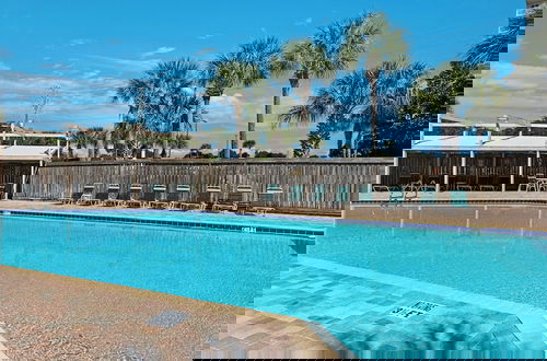 Foto 24 - Sleeps 8 w/ Resort Pools, Tennis, Golf & Beach Access + Attraction Tickets!