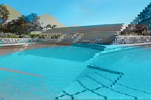 Foto 33 - Sleeps 8 w/ Resort Pools, Tennis, Golf & Beach Access + Attraction Tickets!