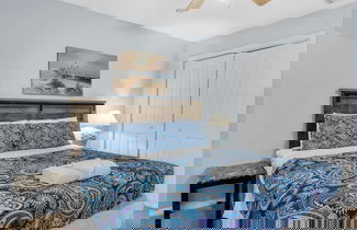 Foto 3 - Waterfront Living in Gulf Highlands Beach Resort!