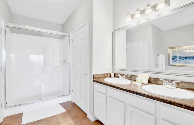 Upstay Family-friendly Condo w Pool Near Disney - Foto 11