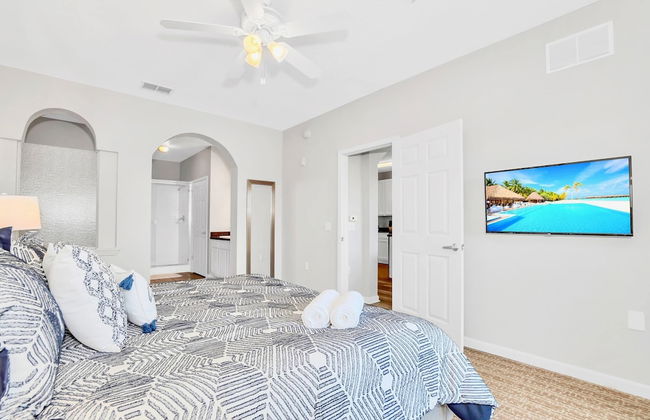 Upstay Family-friendly Condo w Pool Near Disney - Foto 8