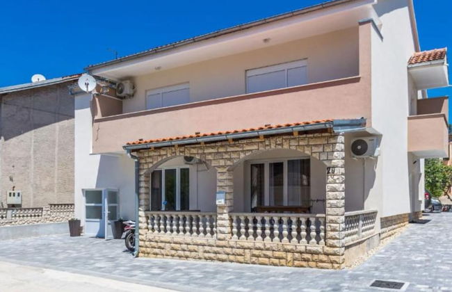 Spacious Two sis Apartments in Zadar With Terrace - Foto 24