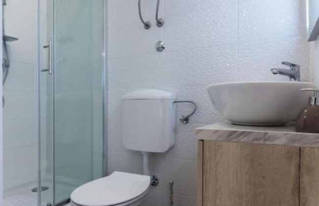 Spacious Two sis Apartments in Zadar With Terrace - Foto 17