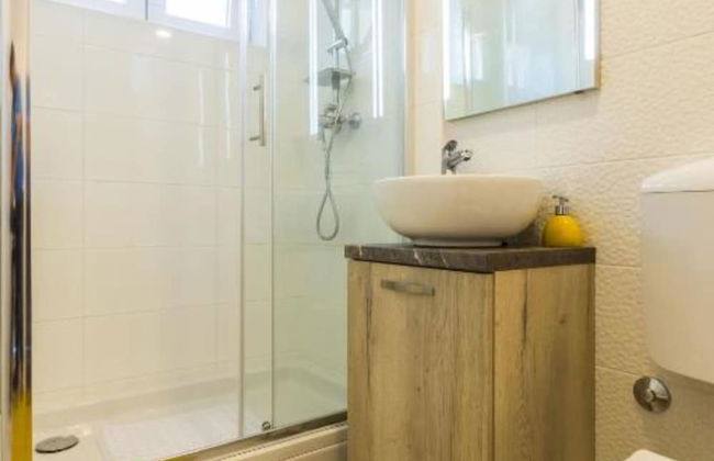 Spacious Two sis Apartments in Zadar With Terrace - Foto 18