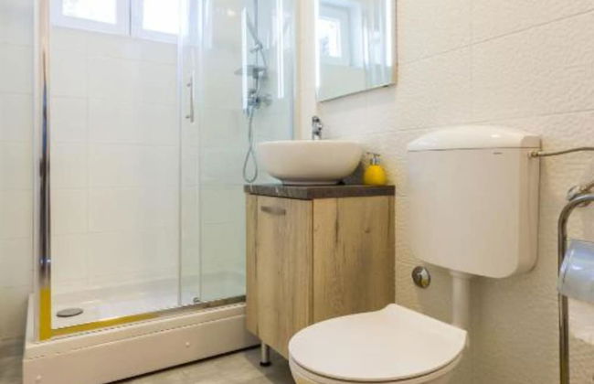 Spacious Two sis Apartments in Zadar With Terrace - Foto 19