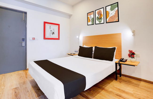 Blissful Stays at The Habitat Khar Mumbai - Foto 9