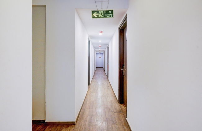 Blissful Stays at The Habitat Khar Mumbai - Foto 17