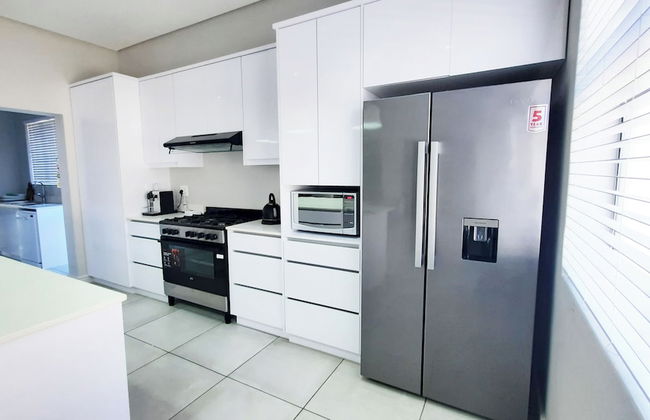 Strictly Halaal Holiday Accommodation on West Coast on Gorgeous Golden Mile - Foto 16