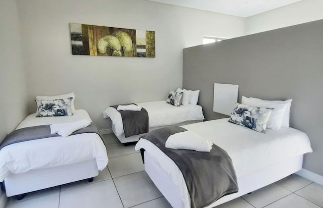 Strictly Halaal Holiday Accommodation on West Coast on Gorgeous Golden Mile - Foto 7
